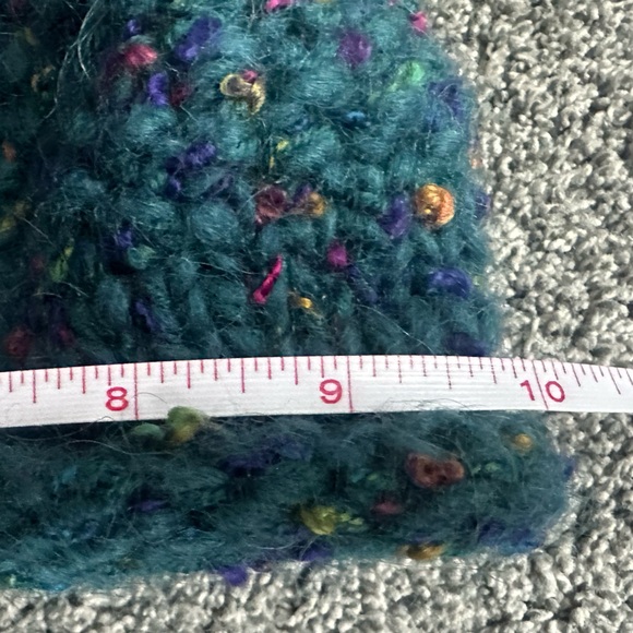 Colorful Hand Knit Blue Beanie | New - Picture 9 of 13